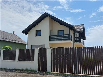 CASA INDIVIDUALA 4 CAMERE, TEREN 420 MP IN SANPETRU