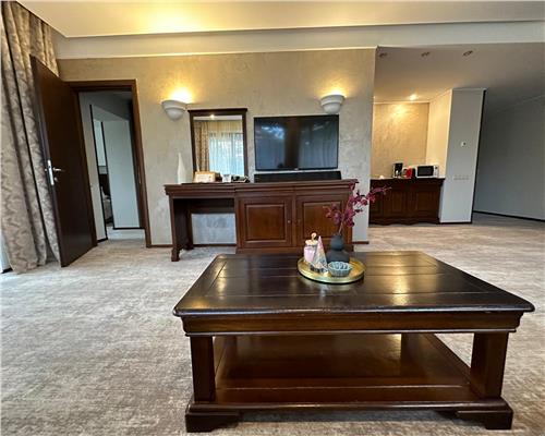 APARTAMENT 3 CAMERE, HOTEL ALPIN, POIANA BRASOV