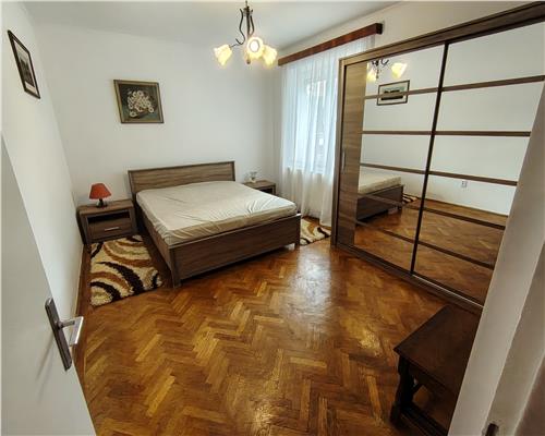 APARTAMENT 3 CAMERE SI GARAJ, ULTRACENTRAL, ZONA CETATE